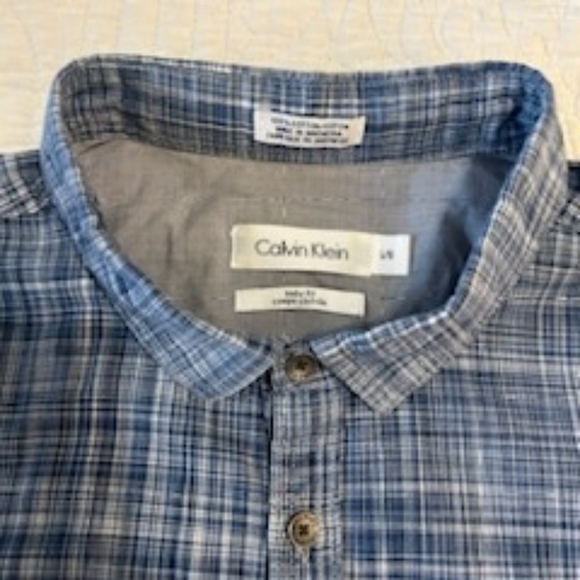 Calvin Klein button up bundle - Picture 7 of 9